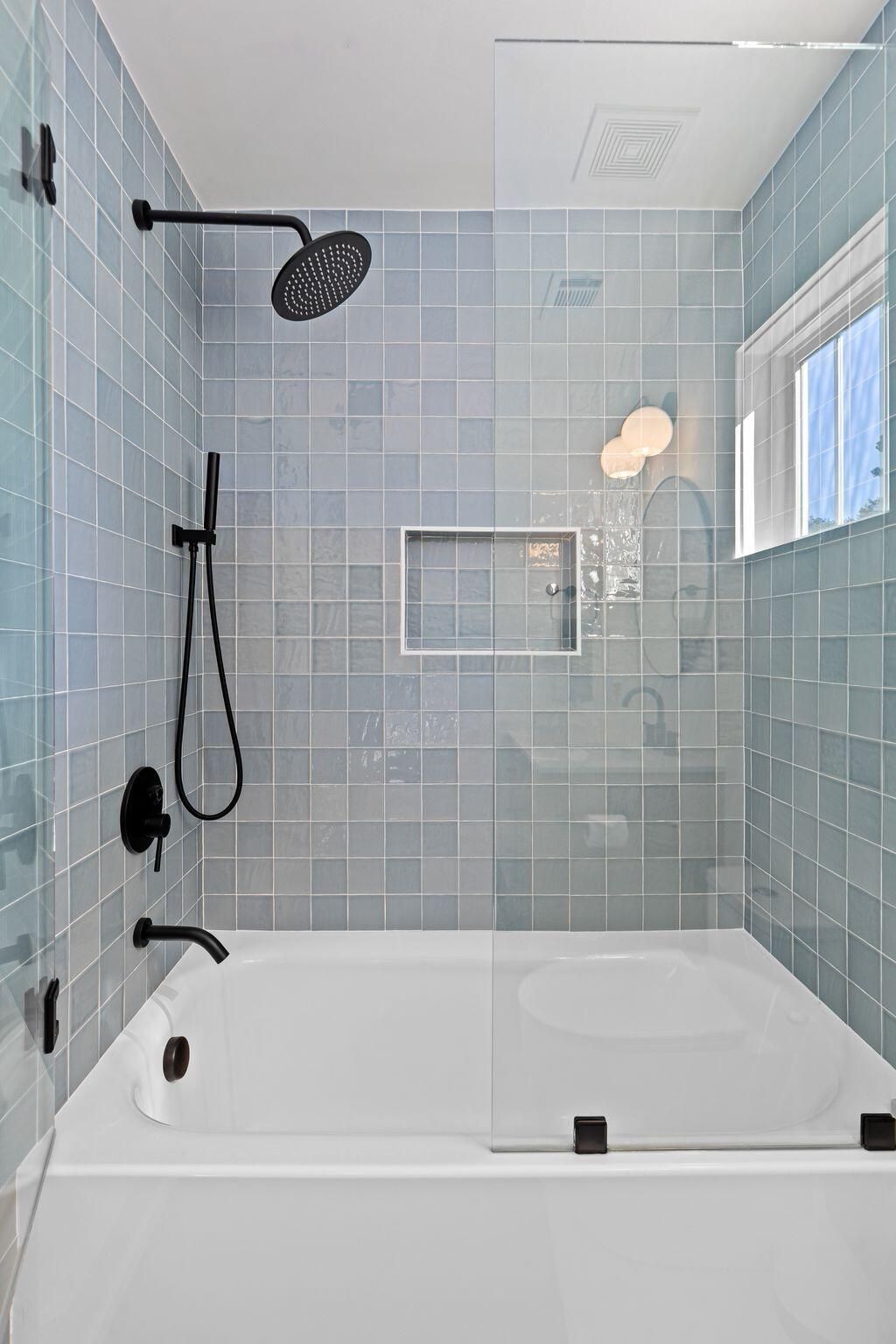 111 Brady Street Photo 29