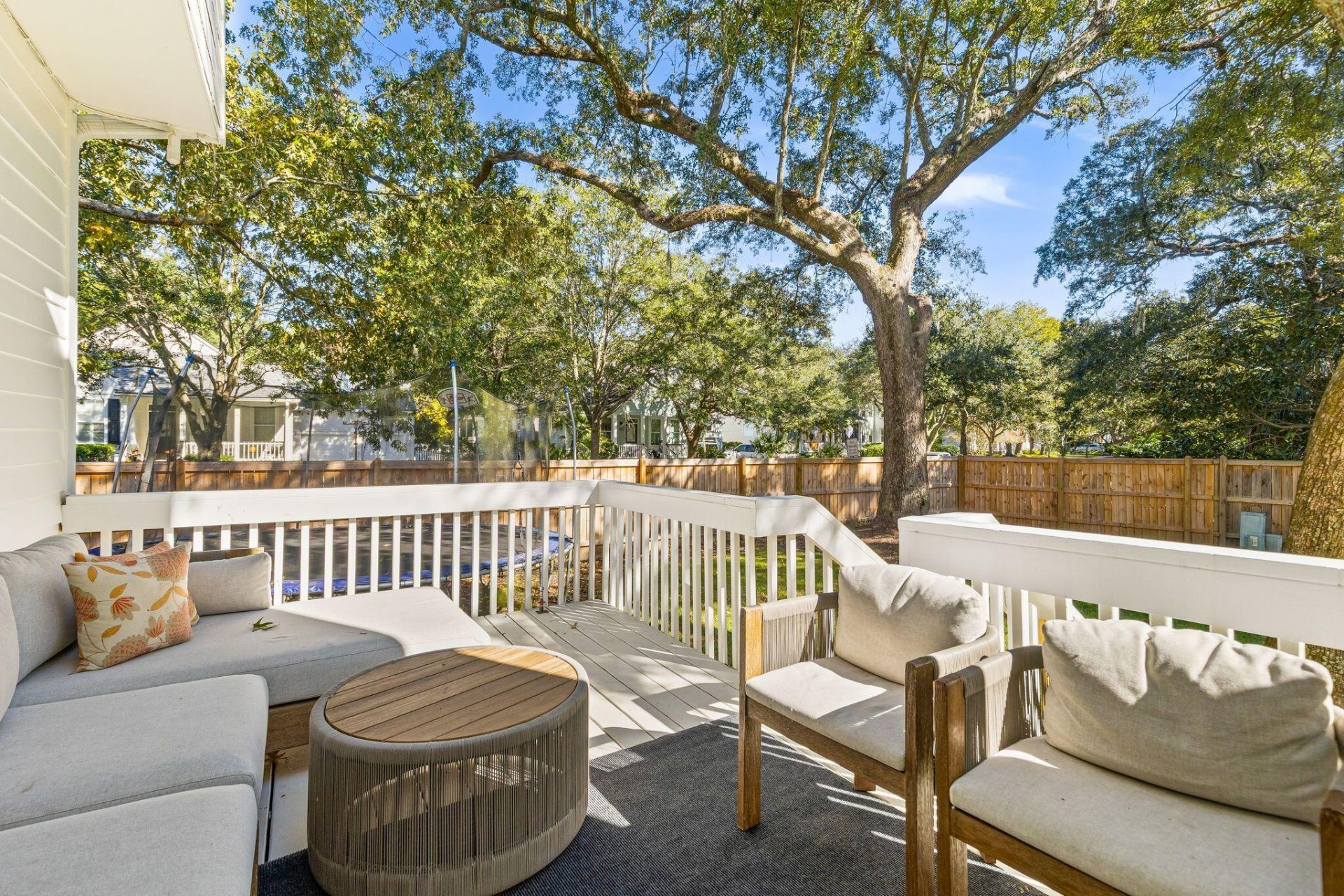 111 Brady Street Photo 37