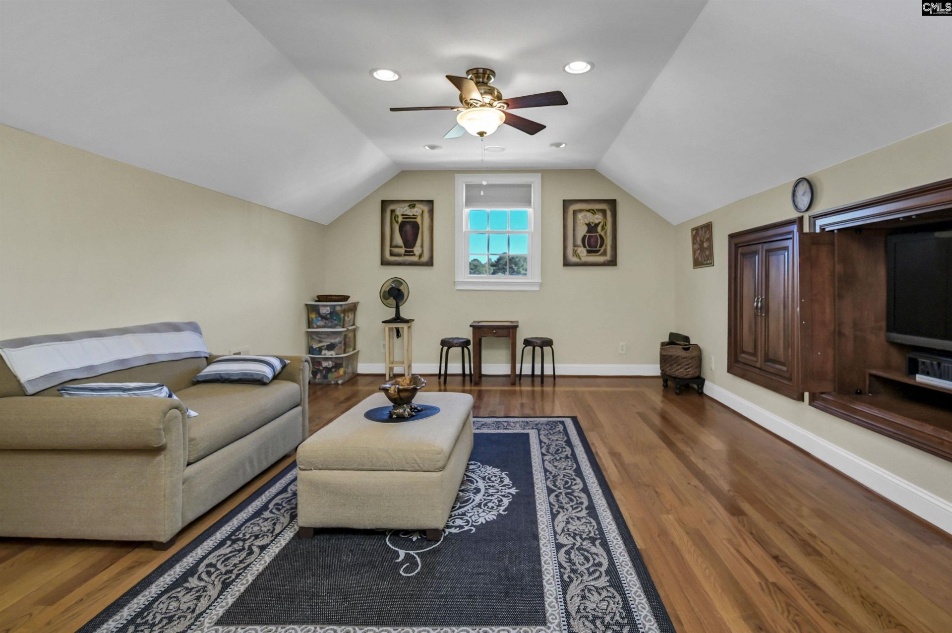 411 Bridgecreek  Photo 36