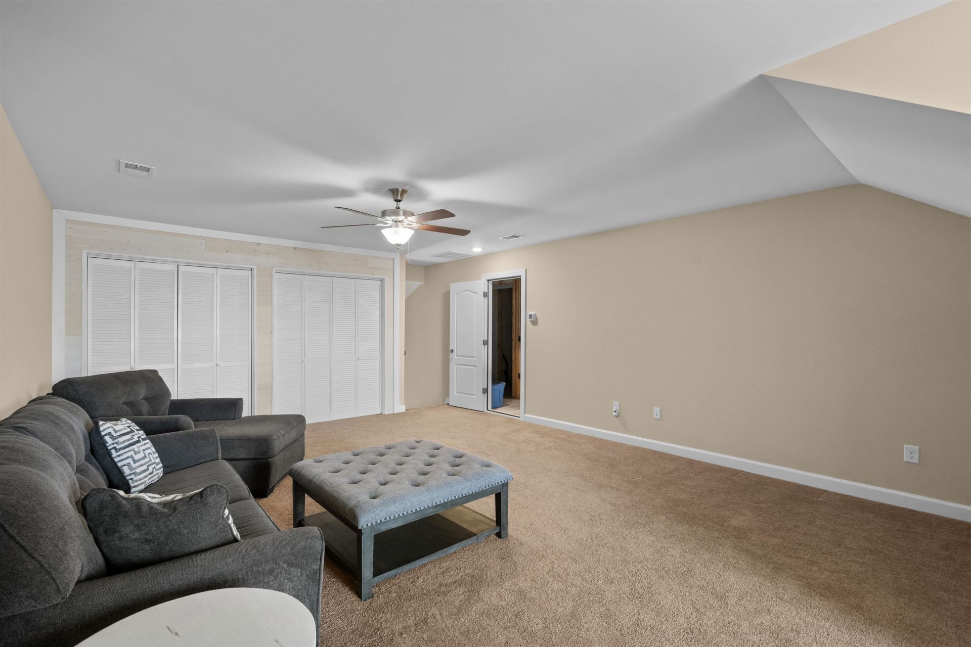 413 Goldenrod Circle  Photo 13
