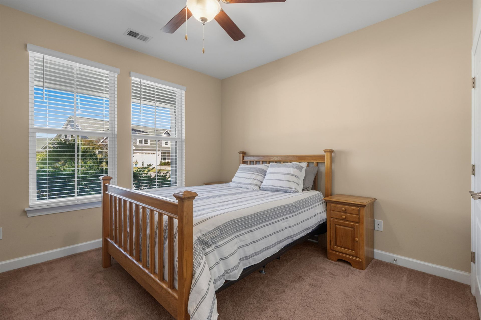 413 Goldenrod Circle  Photo 15
