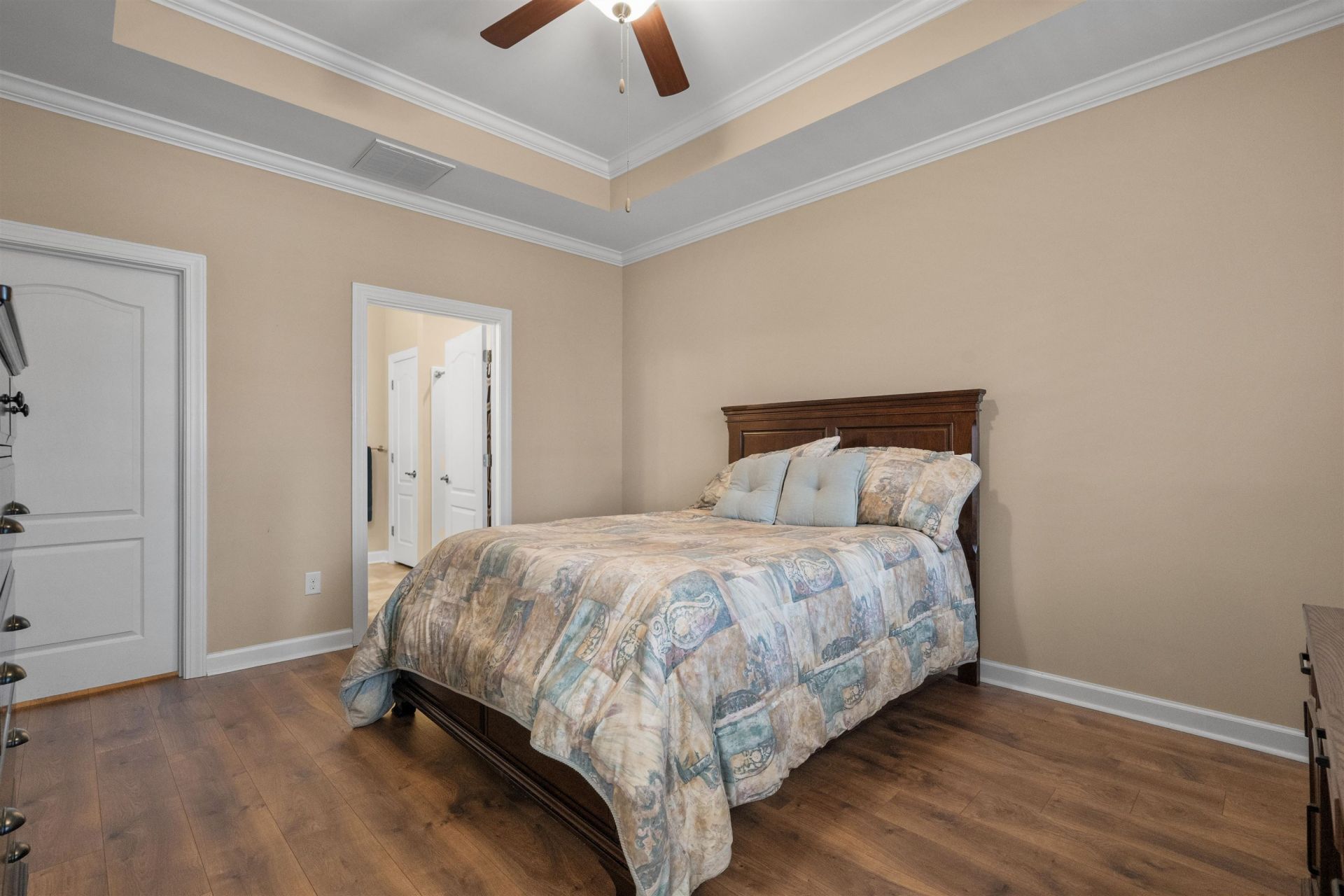 413 Goldenrod Circle  Photo 8