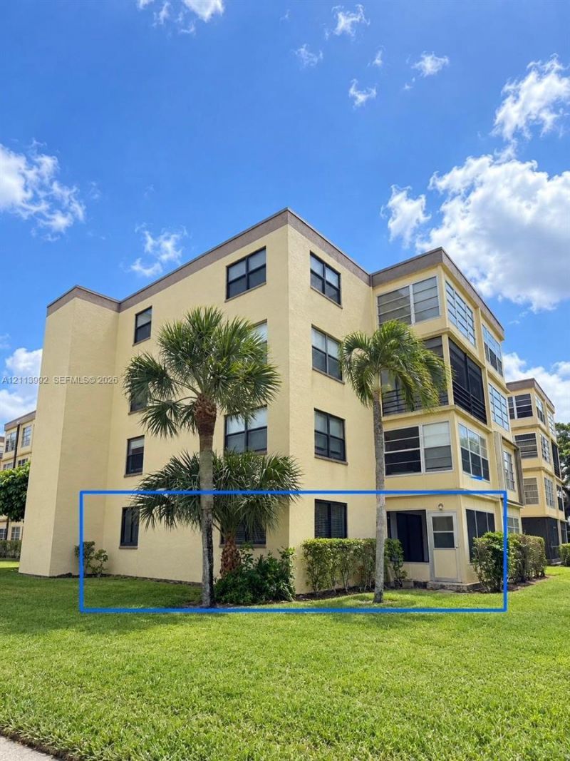 9355 SW 8th St , Unit 124, Boca Raton, FL 33428 Photo