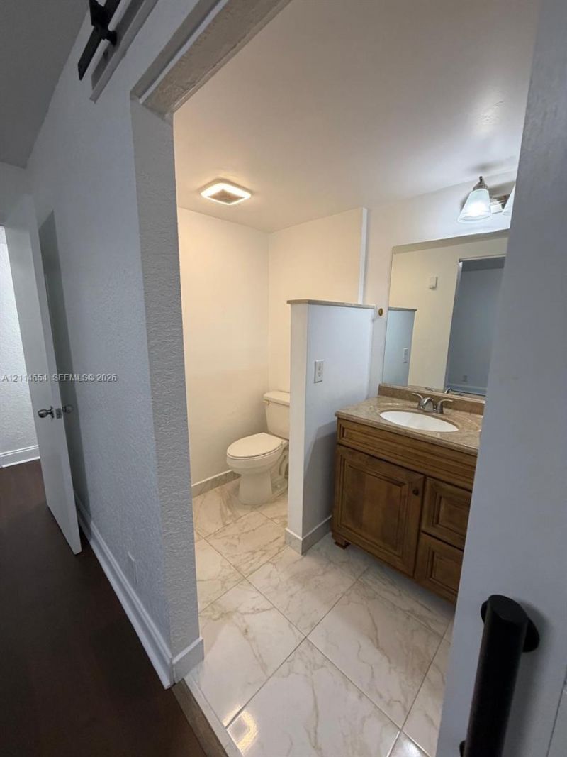 9355 SW 8th St , Unit 124, Boca Raton, FL 33428 Photo