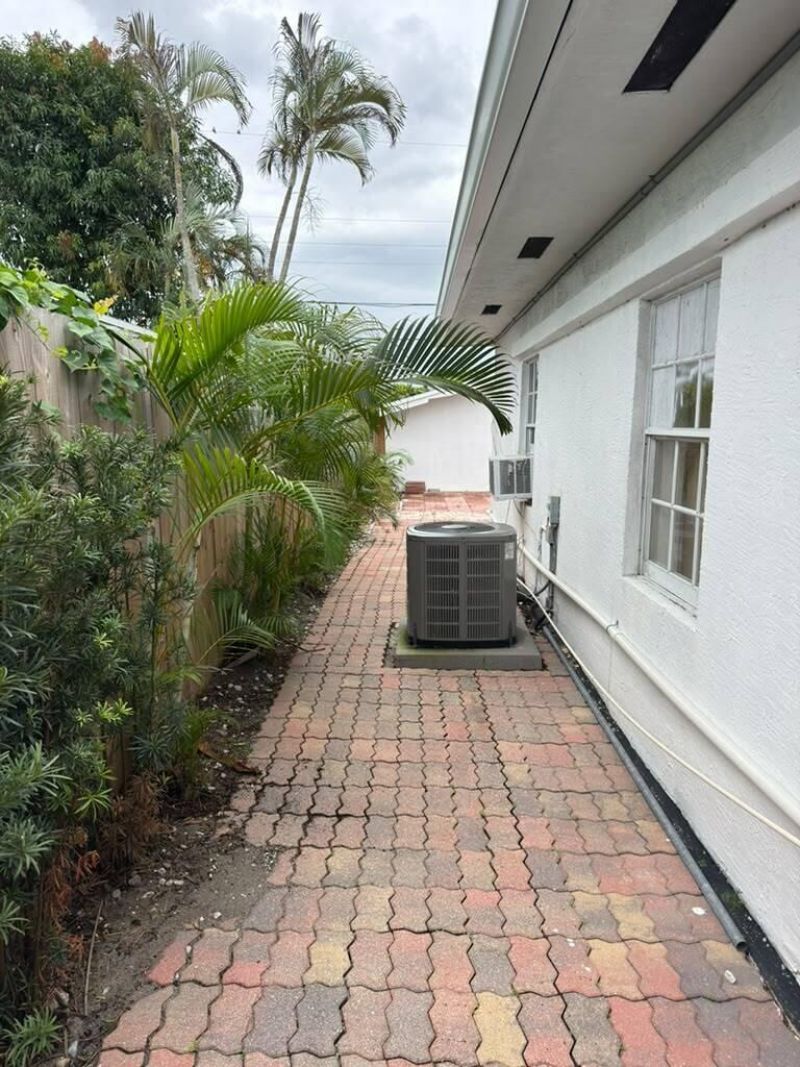 5686 Elder Drive, West Palm Beach, FL 33415 Photo