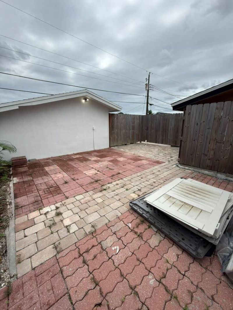 5686 Elder Drive, West Palm Beach, FL 33415 Photo