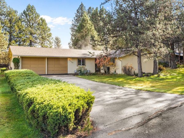 61302 Robin Hood Lane, Bend, OR 97702
