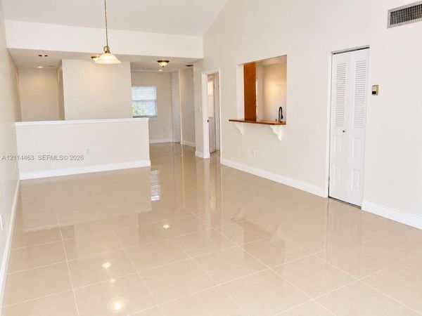 4970 NW 97th Pl , Unit 309, Doral, FL 33178
