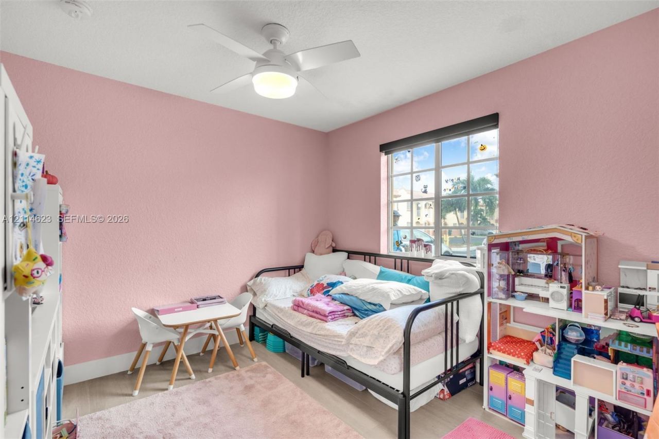 11486 NW 94th Pl , Unit 2, Hialeah Gardens, FL 33018 Photo