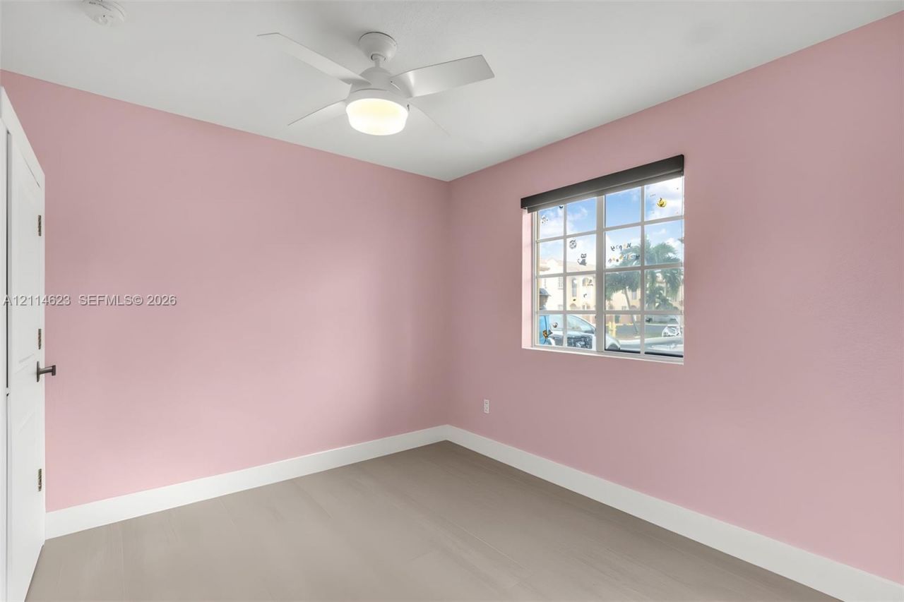 11486 NW 94th Pl , Unit 2, Hialeah Gardens, FL 33018 Photo