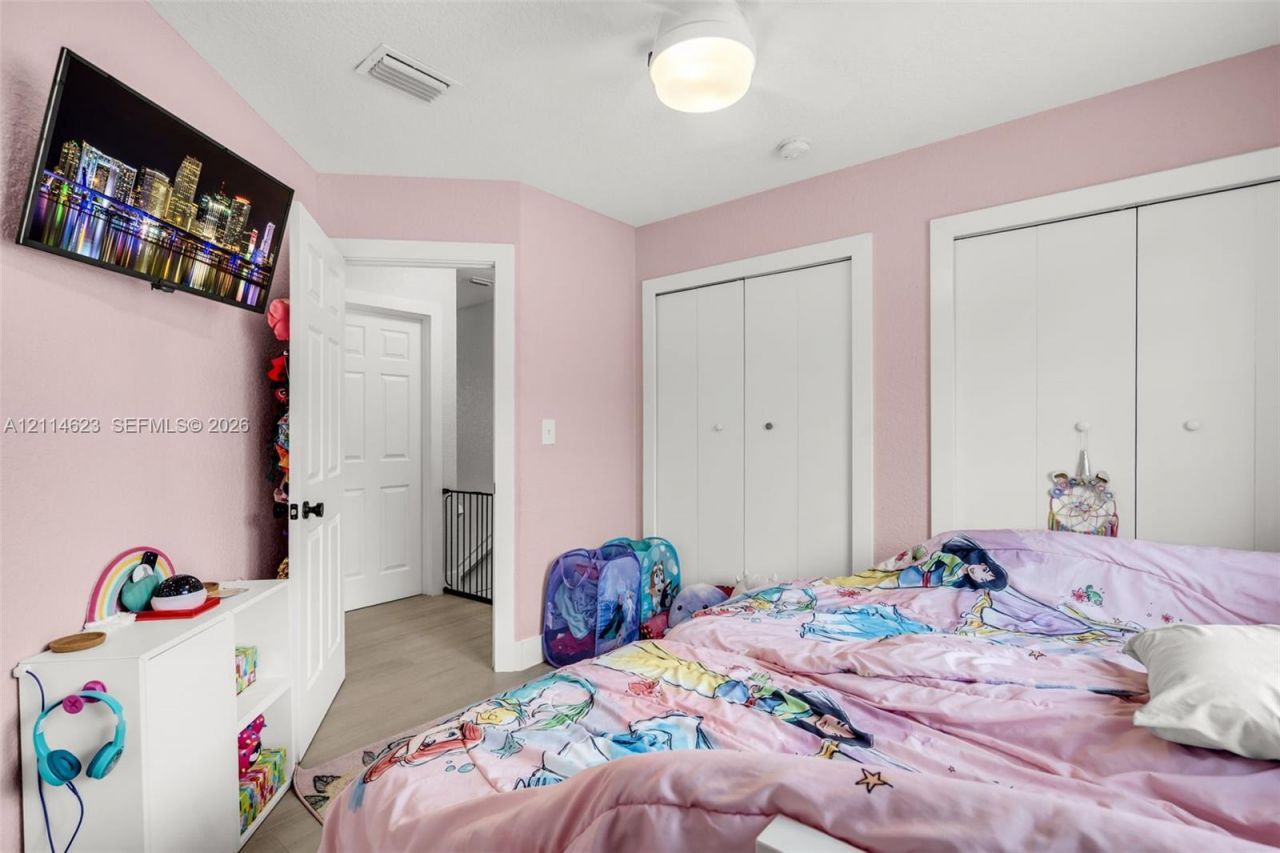 11486 NW 94th Pl , Unit 2, Hialeah Gardens, FL 33018 Photo