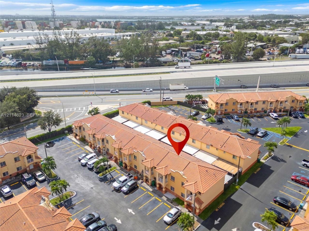 11486 NW 94th Pl , Unit 2, Hialeah Gardens, FL 33018 Photo