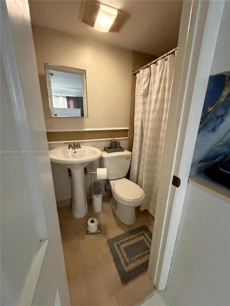 45 SW 28th Rd, Unit B, Miami, FL 33129 Photo