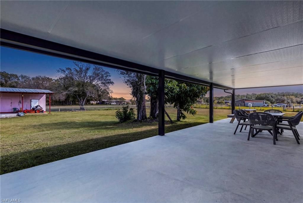 2404 Silver Lake Rd, Labelle, FL 33935 Photo