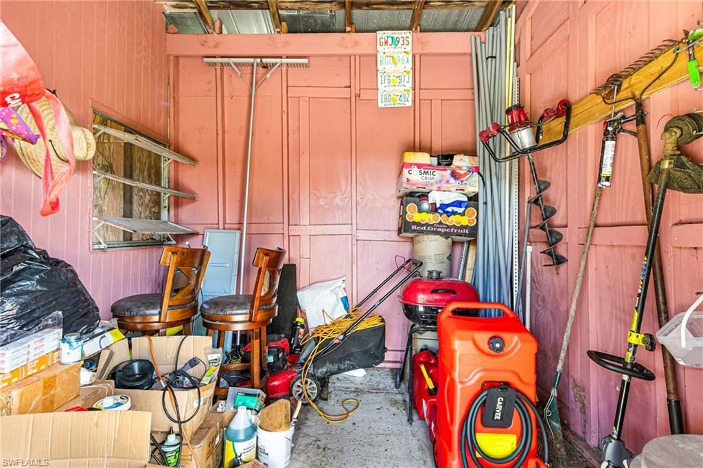 2404 Silver Lake Rd, Labelle, FL 33935 Photo