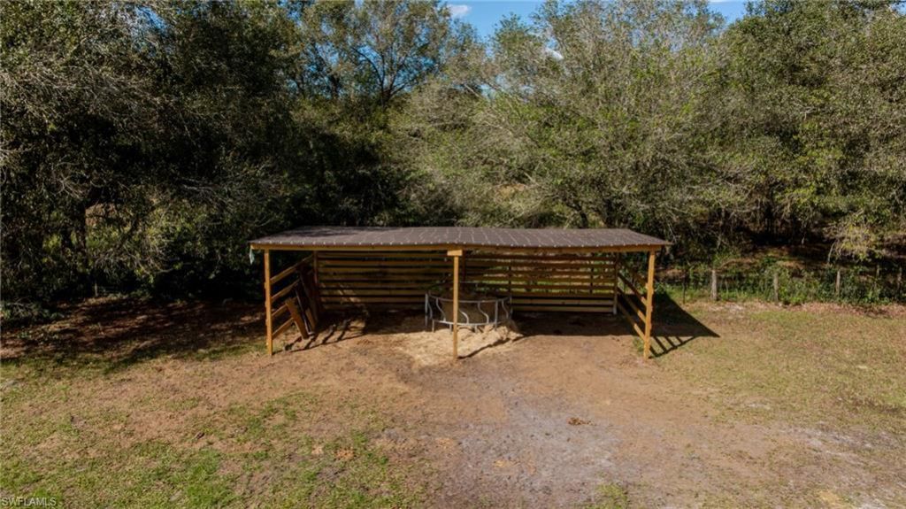 2404 Silver Lake Rd, Labelle, FL 33935 Photo