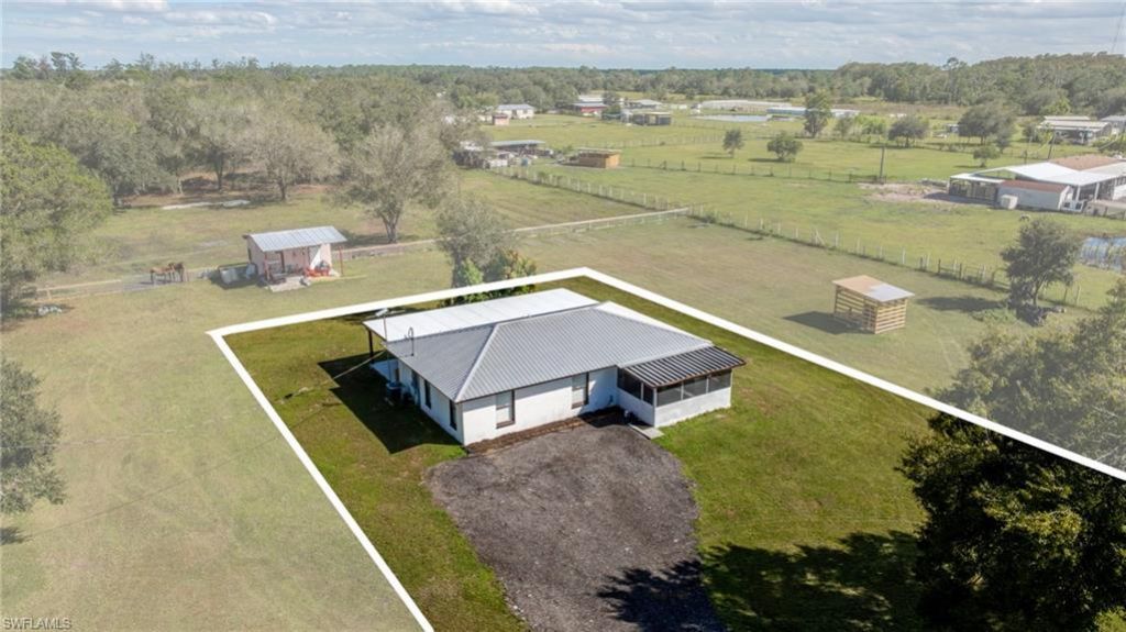2404 Silver Lake Rd, Labelle, FL 33935 Photo