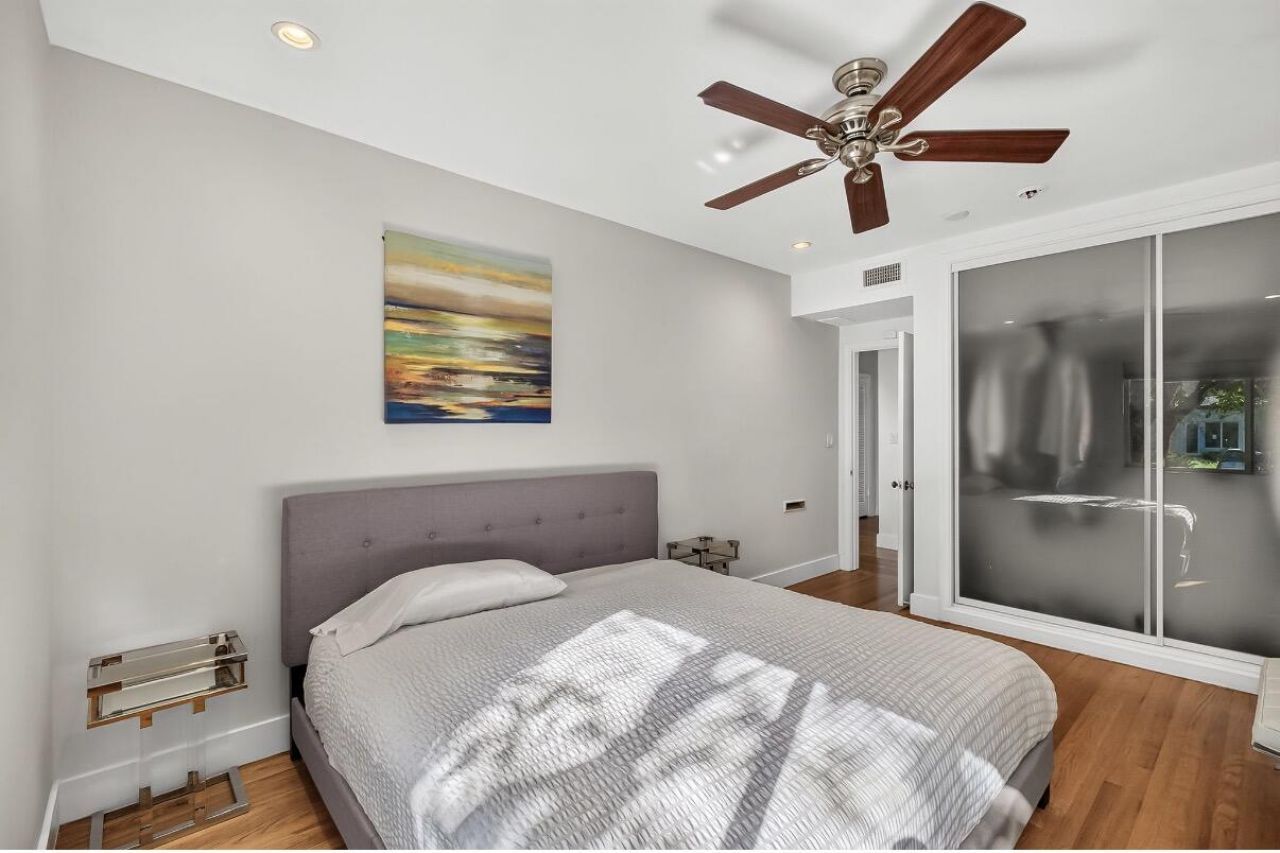 1345 Marseille Drive, Miami Beach, FL 33141 Photo