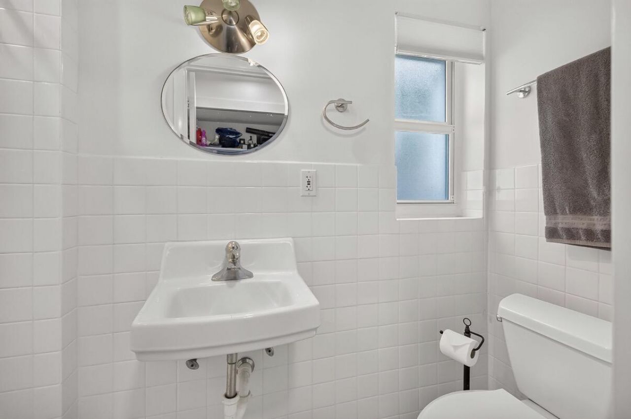 1345 Marseille Drive, Miami Beach, FL 33141 Photo