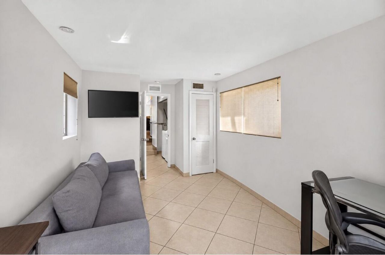 1345 Marseille Drive, Miami Beach, FL 33141 Photo