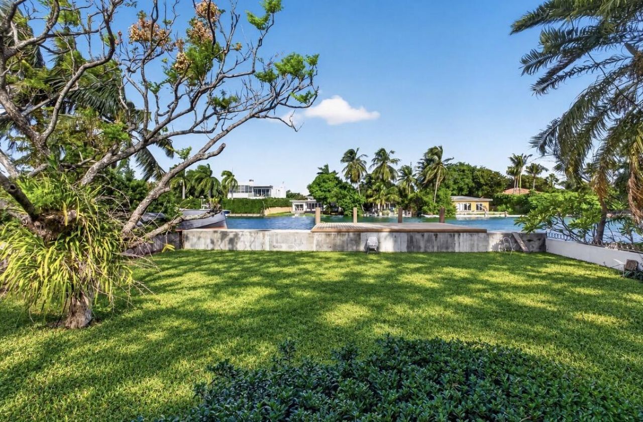 1345 Marseille Drive, Miami Beach, FL 33141 Photo