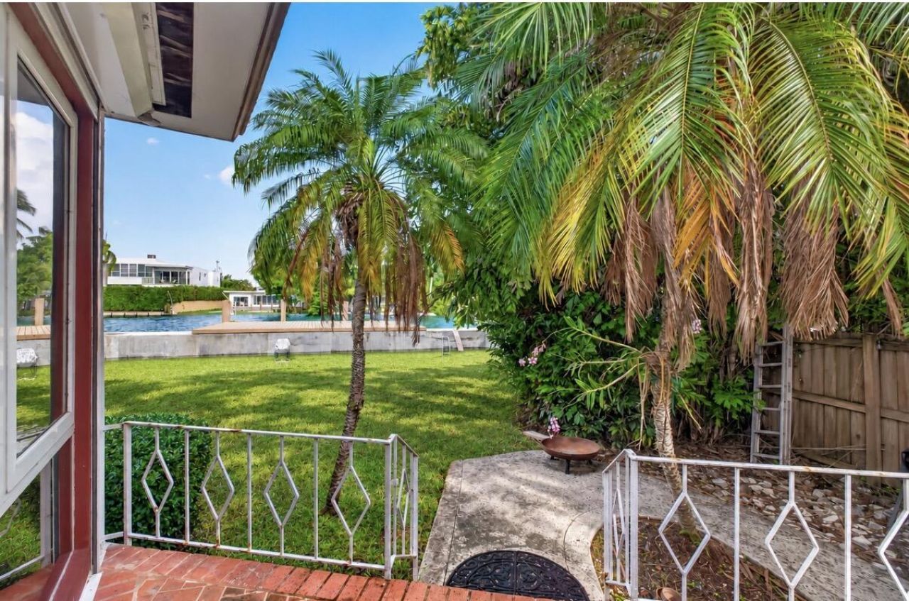 1345 Marseille Drive, Miami Beach, FL 33141 Photo