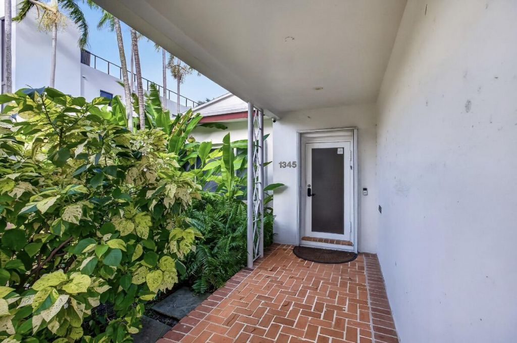1345 Marseille Drive, Miami Beach, FL 33141 Photo