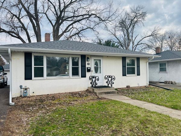 1730 California Avenue E, Saint Paul, MN 55106