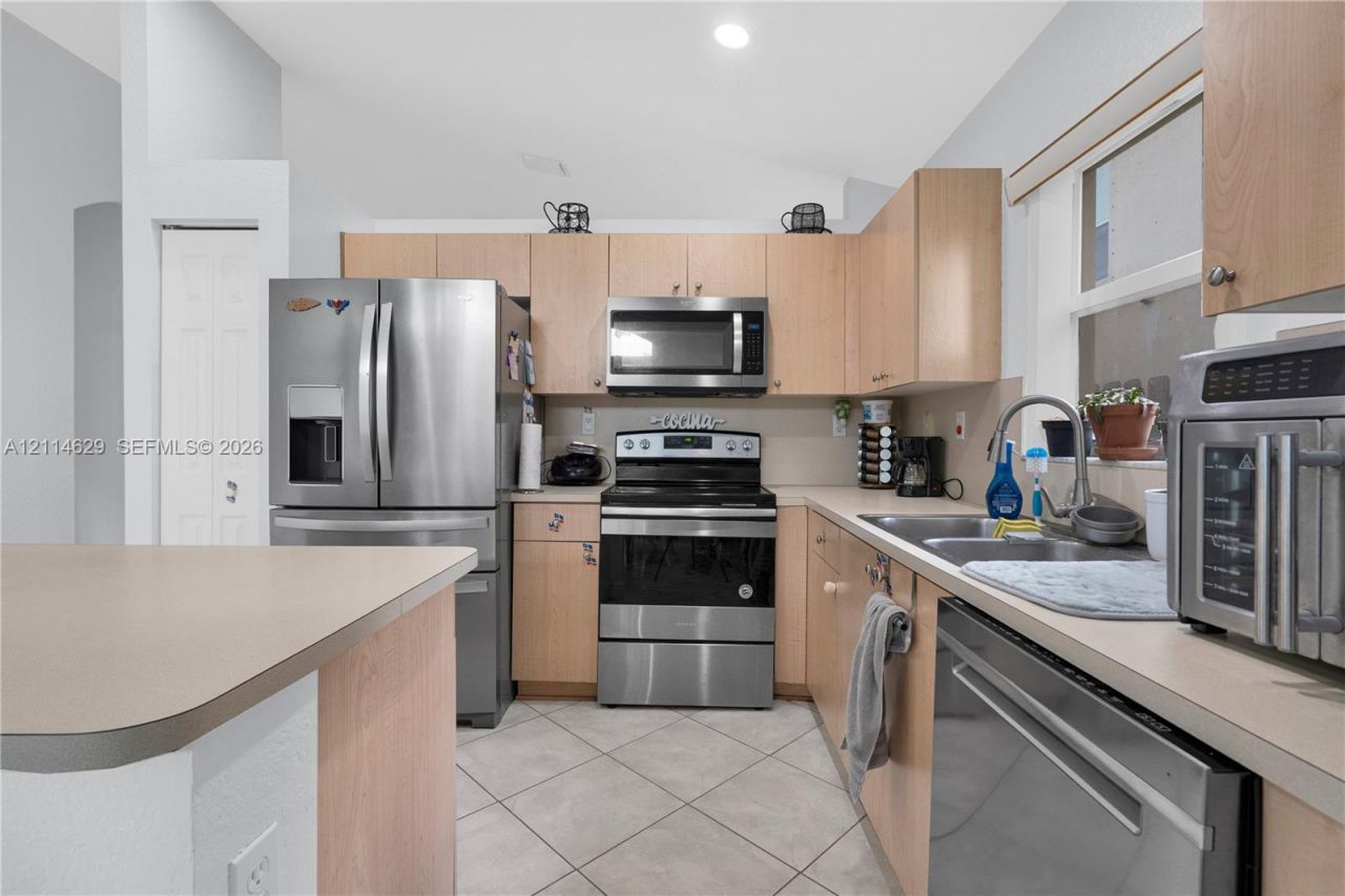 1080 SE 19th Ave , Homestead, FL 33035 Photo