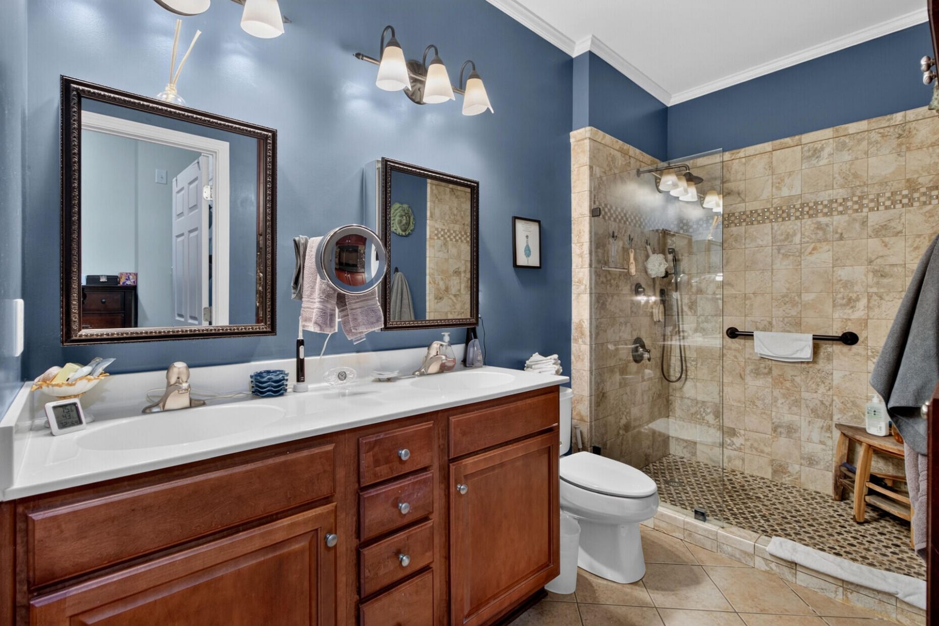 193 Larissa Drive Photo 23