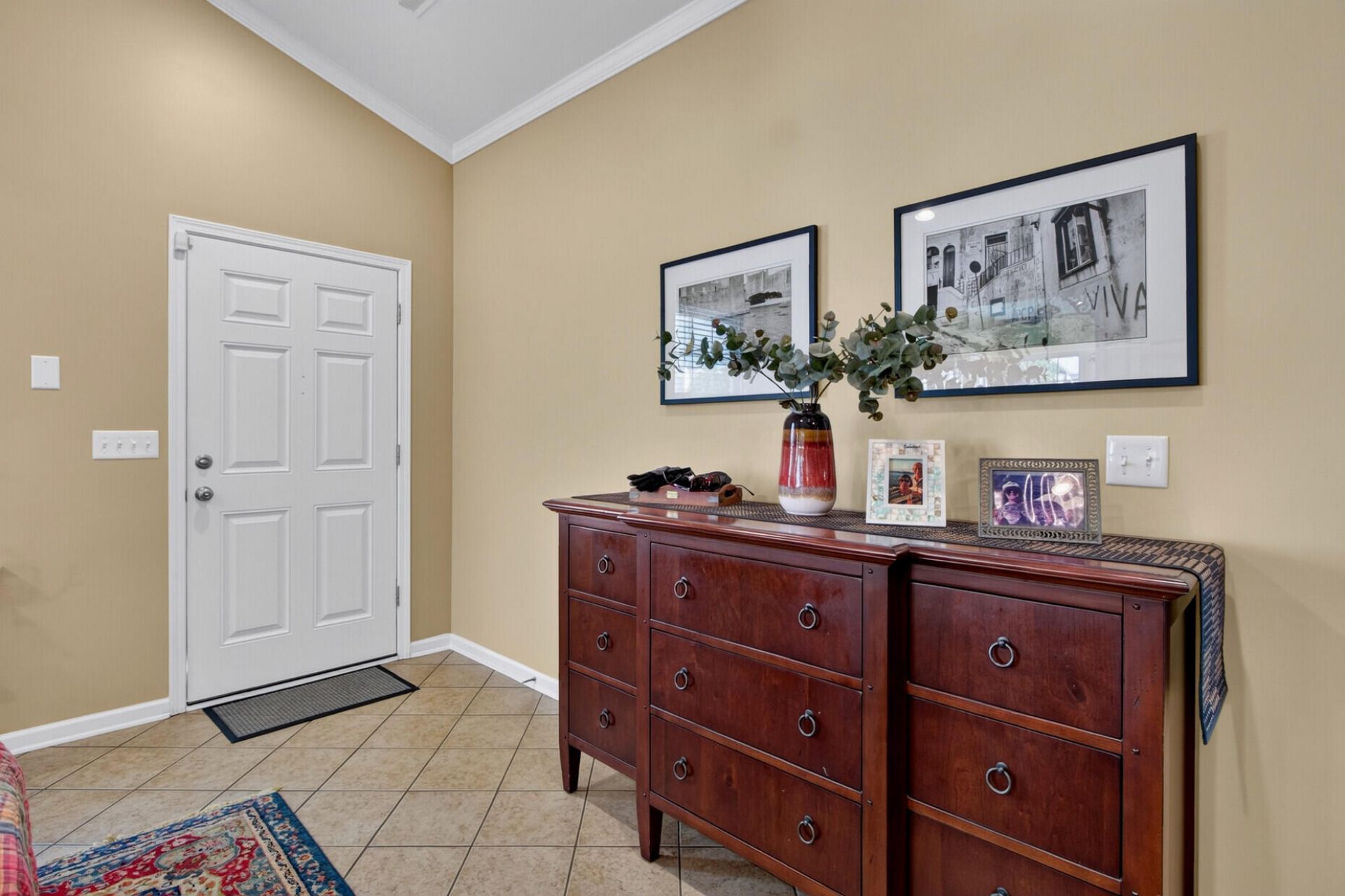 193 Larissa Drive Photo 8