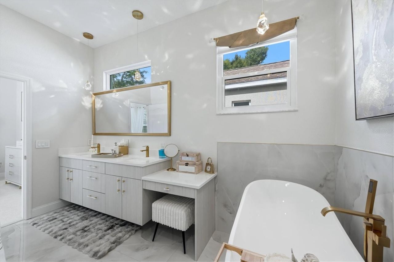 68 Tall Trees Court , Sarasota, FL 34232 Photo