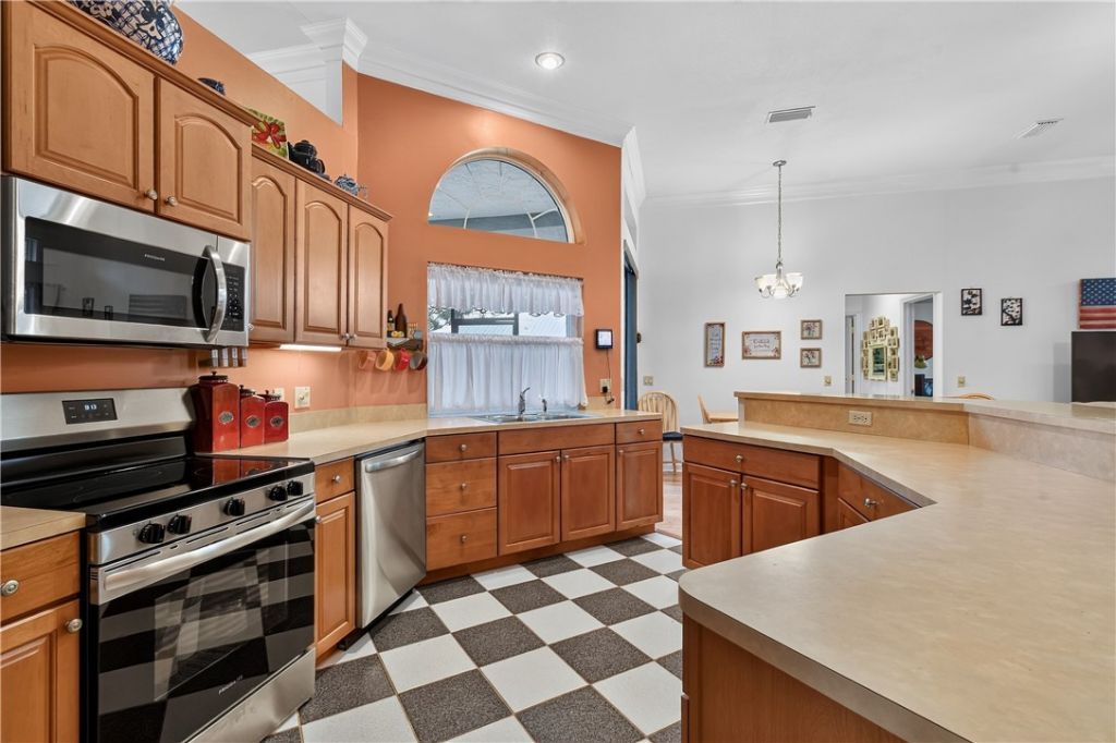 6508 Kings Highway, Fort Pierce, FL 34951 Photo