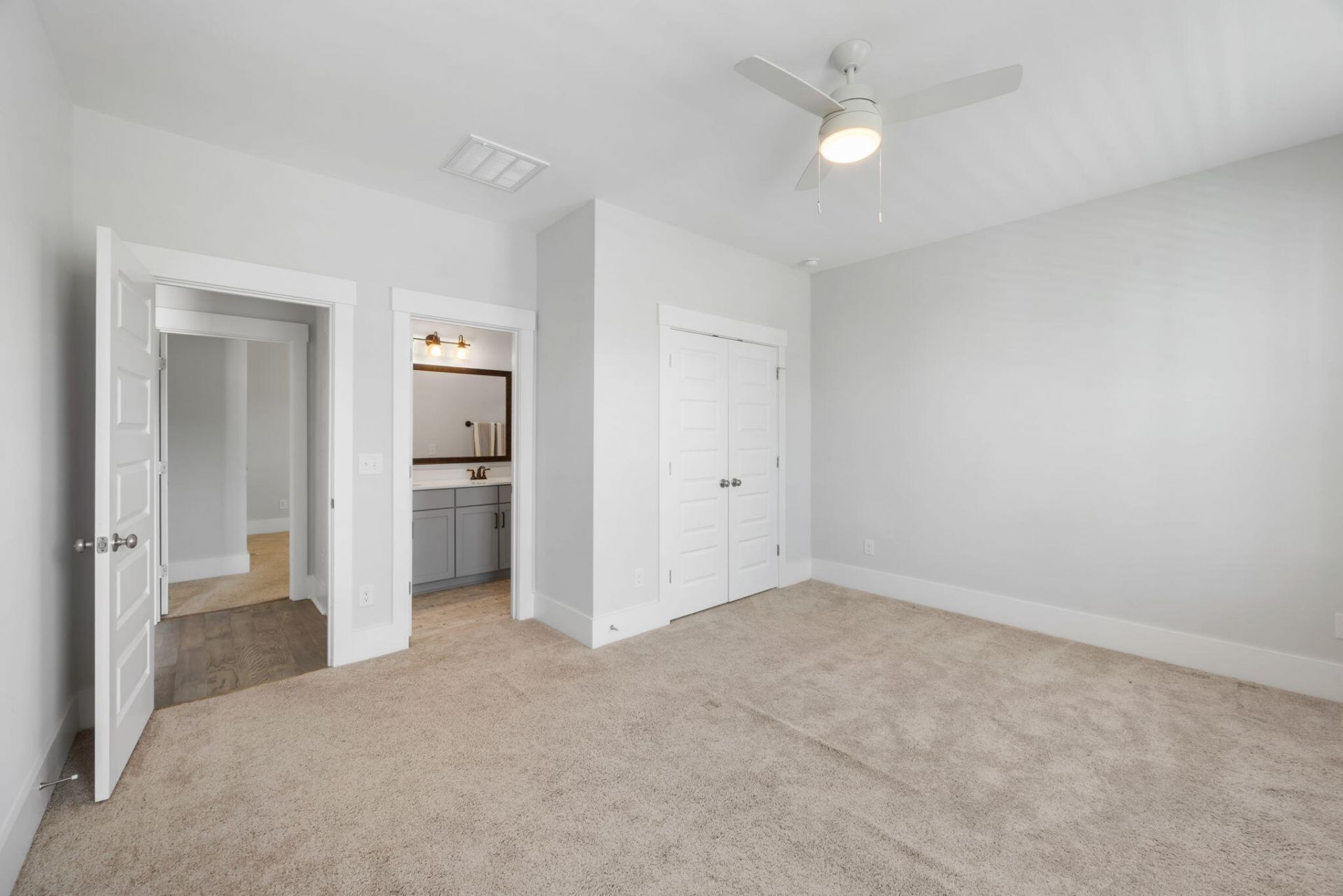 117 Falaise Street Photo 32