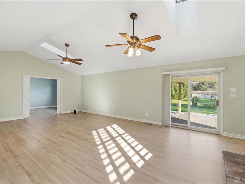8553 Adams Road, Huber Heights, OH 45424 Photo 40