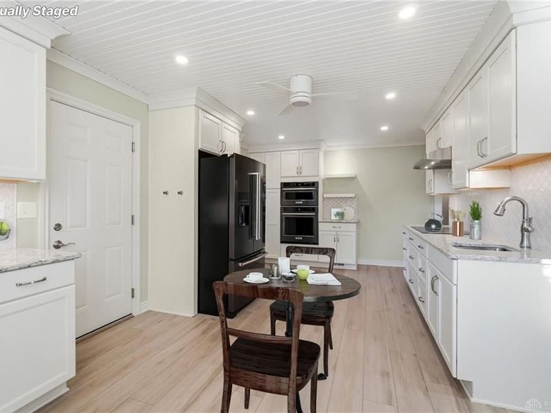 8553 Adams Road, Huber Heights, OH 45424 Photo 9