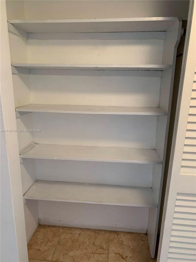 180 NE 12th Ave , Unit 14D, Hallandale Beach, FL 33009 Photo