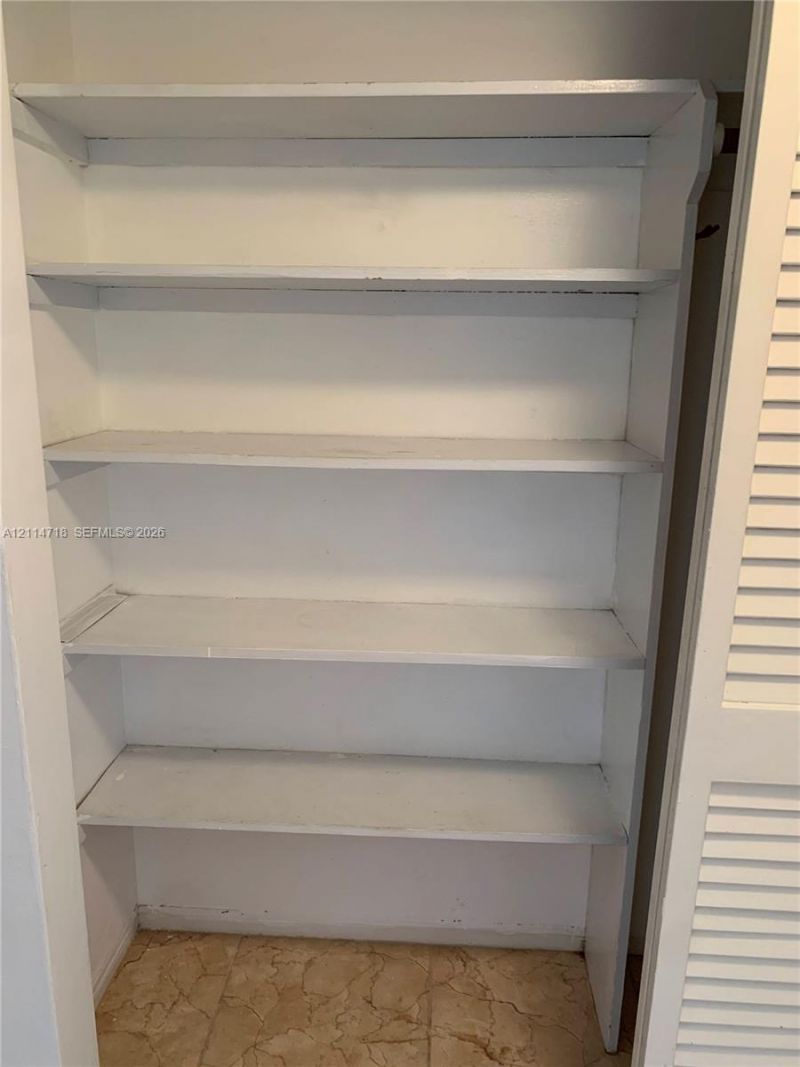 180 NE 12th Ave , Unit 14D, Hallandale Beach, FL 33009 Photo