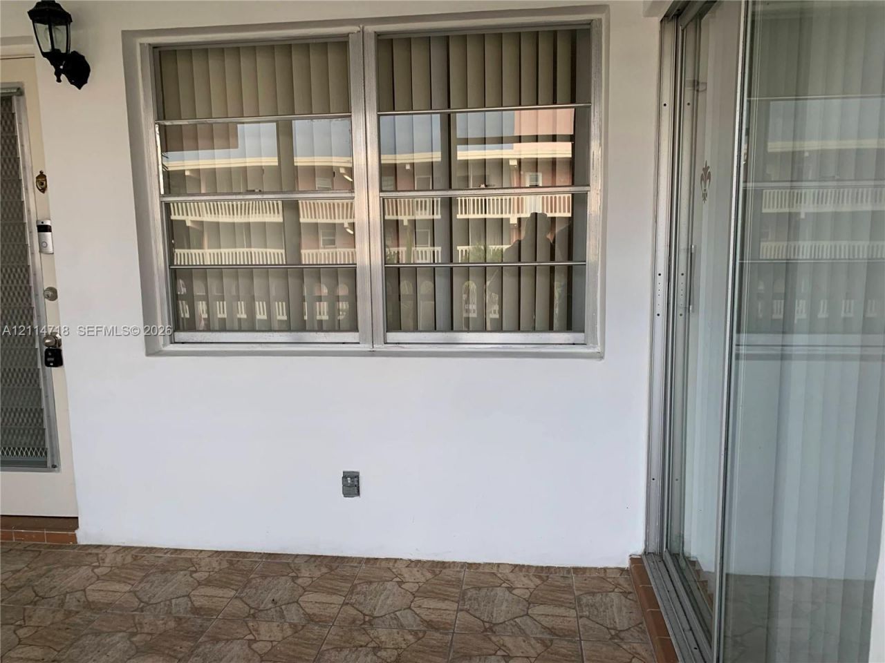 180 NE 12th Ave , Unit 14D, Hallandale Beach, FL 33009 Photo