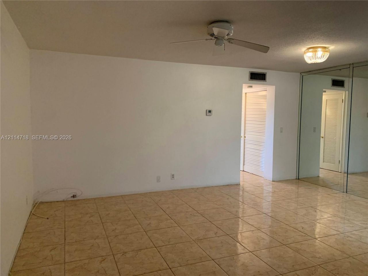 180 NE 12th Ave , Unit 14D, Hallandale Beach, FL 33009 Photo