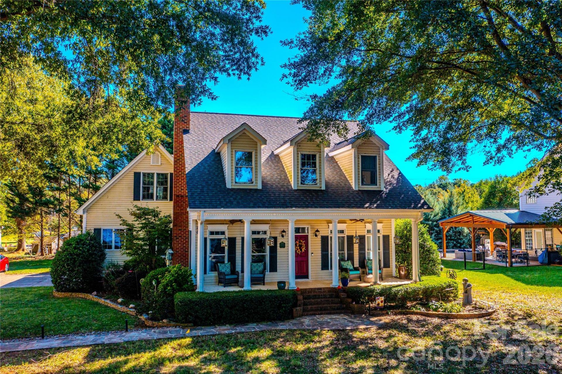 15906 Bayshore Drive, Huntersville, NC 28078 Main Photo