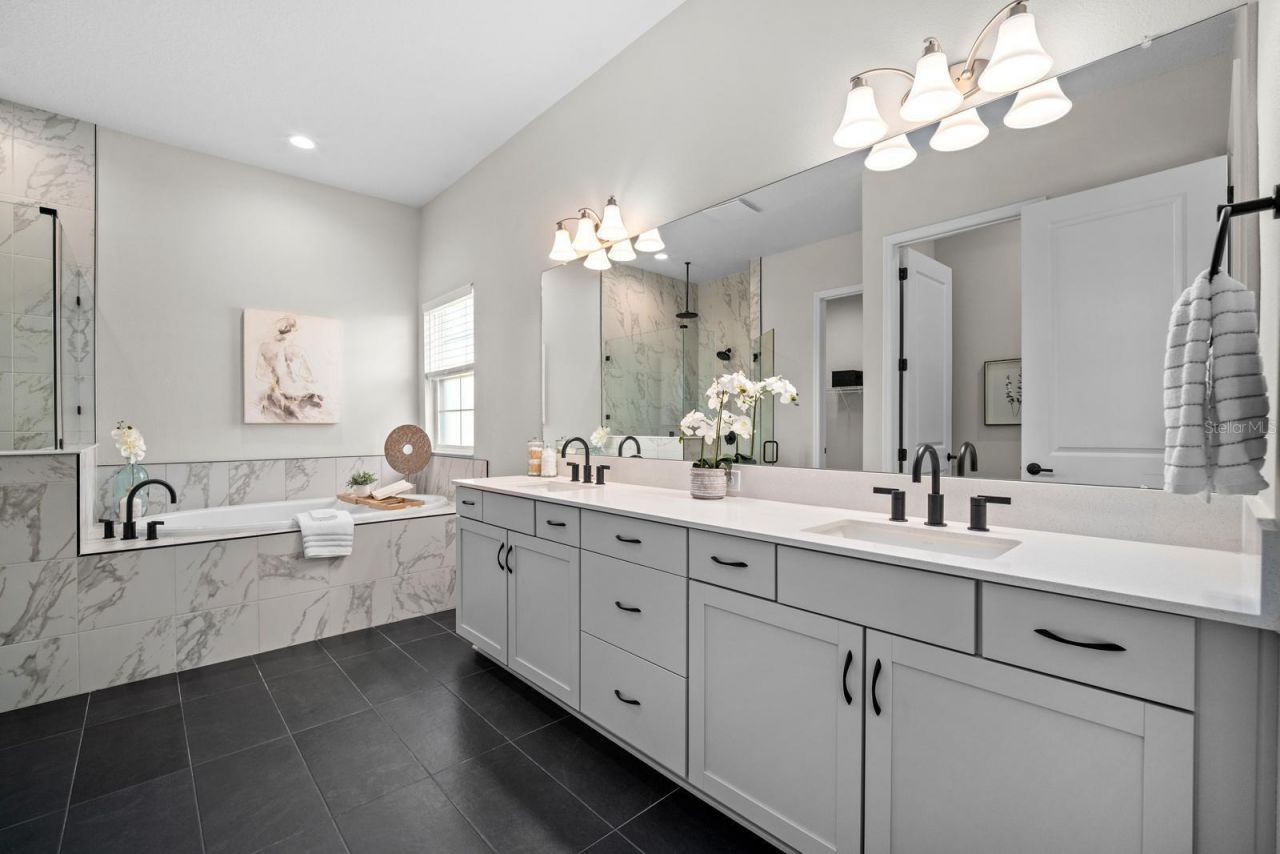 13407 Buffalo Mountain Avenue , Riverview, FL 33579 Photo