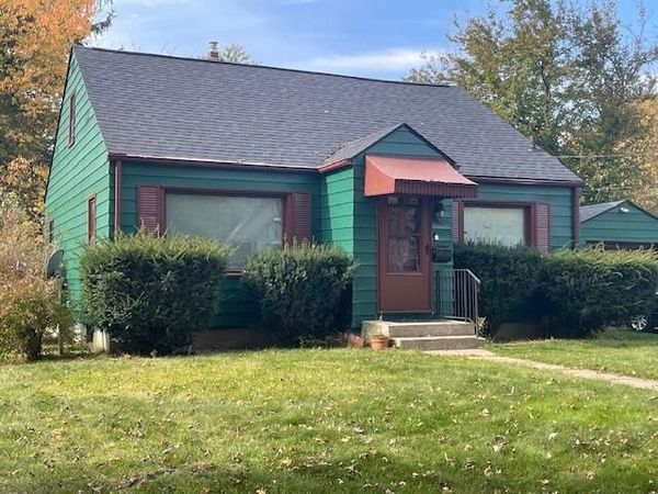 933 Southworth Terrace, Kalamazoo, MI 49048