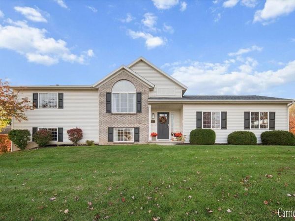 41 Highlander Drive, Rockford, MI 49341
