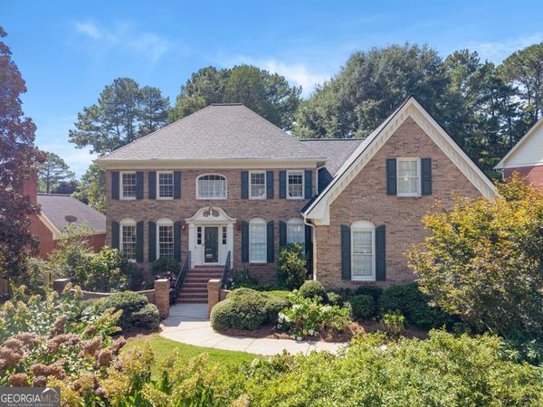 837 Guinevere Way SW, Lilburn, GA 30047