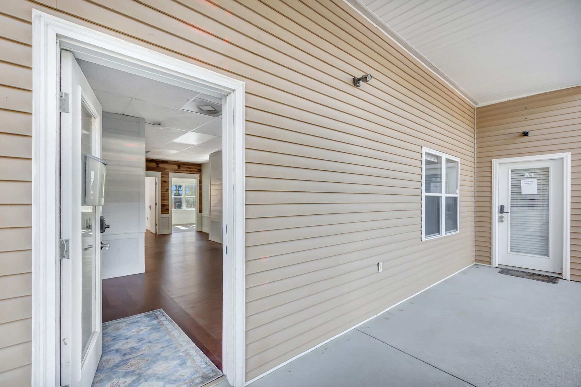 668 Marina Drive  Photo 6