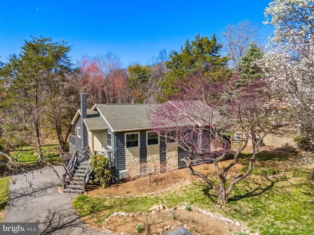 172 Fort Road , Mc Gaheysville, VA 22840 Main Photo