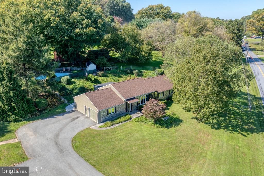 440 SCHOOLHOUSE ROAD , NEW PROVIDENCE, PA 17560