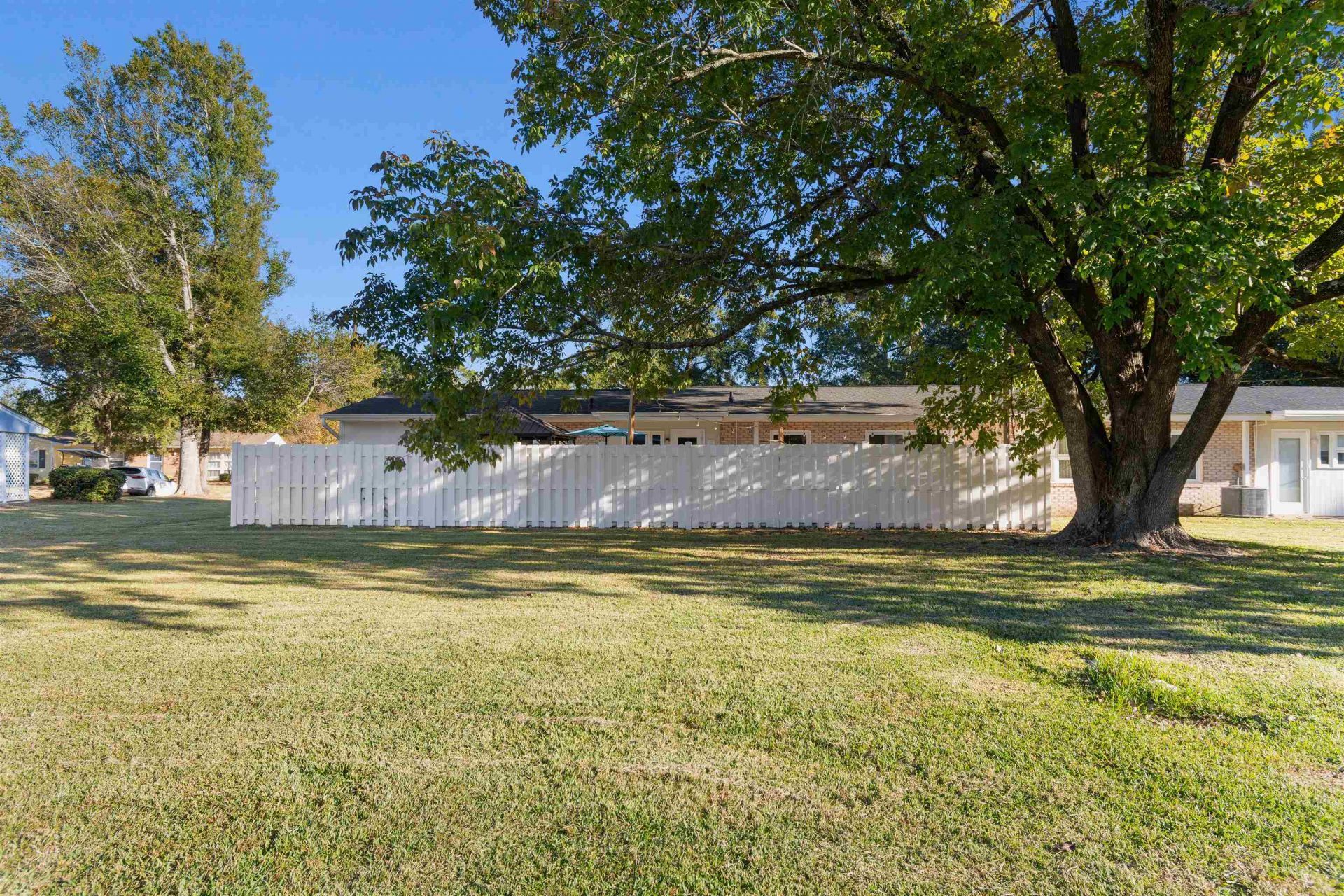 735 Yellowwood Ave.  Photo 32