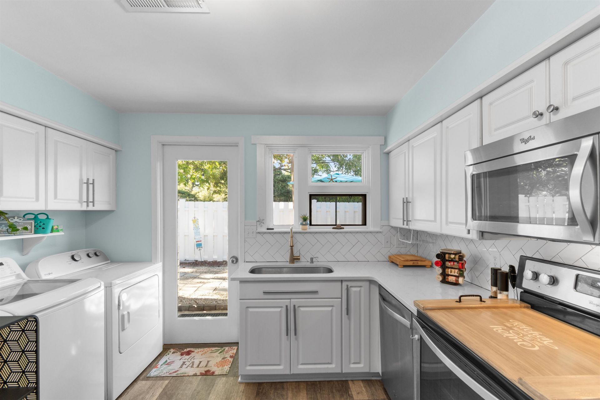 735 Yellowwood Ave.  Photo 5